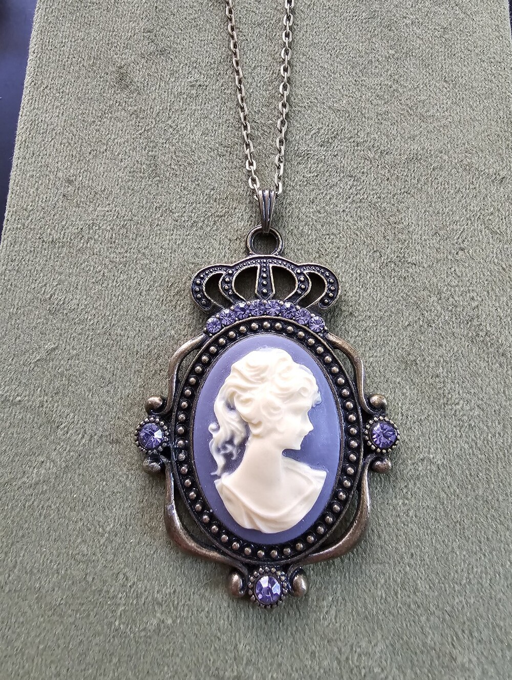 Cameo Necklace